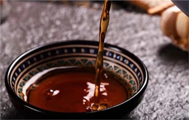 一方水土養(yǎng)一方“酸”，原來南方也有招牌醋！